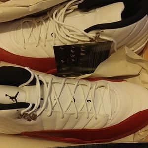 New air Jordan retro sneakers